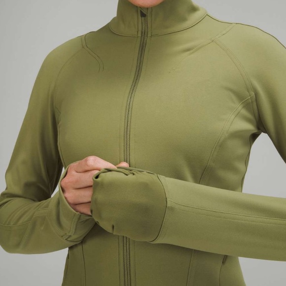 lululemon instill jacket bronze green - Picture 16 of 16